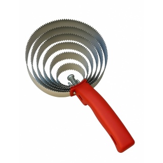 Zgrzebło 6-warstwowe dla koni, bydła, usuwa martą sierść - metalowe SOLIDNE